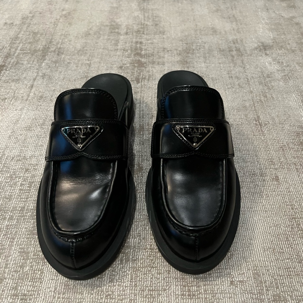 PRADA LOAFER MULE